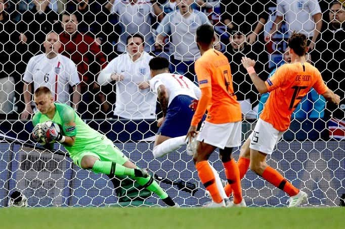 ヤスパー・シレッセンさんのインスタグラム写真 - (ヤスパー・シレッセンInstagram)「Great win!! On to the final!! 🔶🦁🔶」6月7日 7時32分 - jaspercillessen