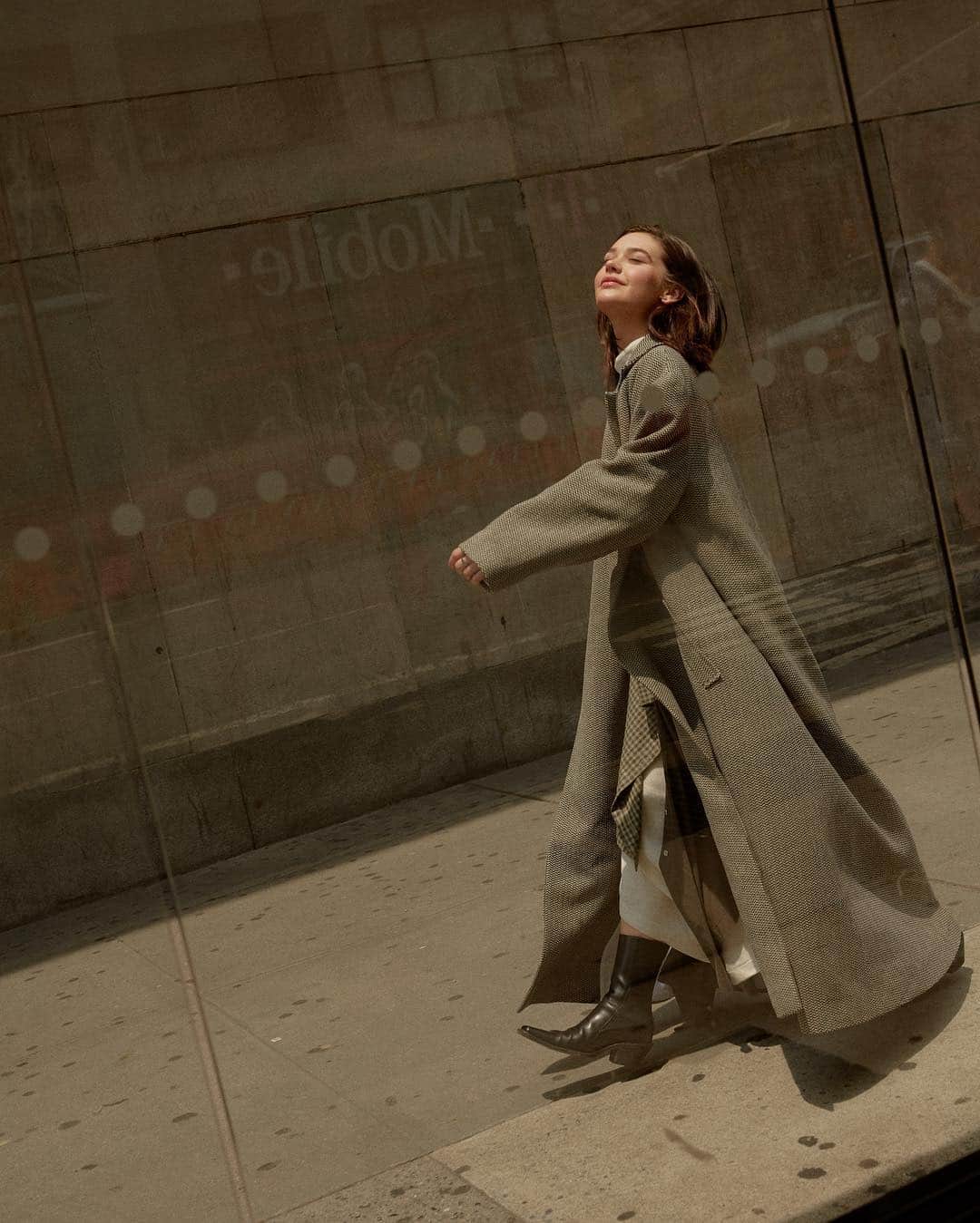 アマンダ・スティールさんのインスタグラム写真 - (アマンダ・スティールInstagram)「real life 🗽」6月7日 7時45分 - amandasteele