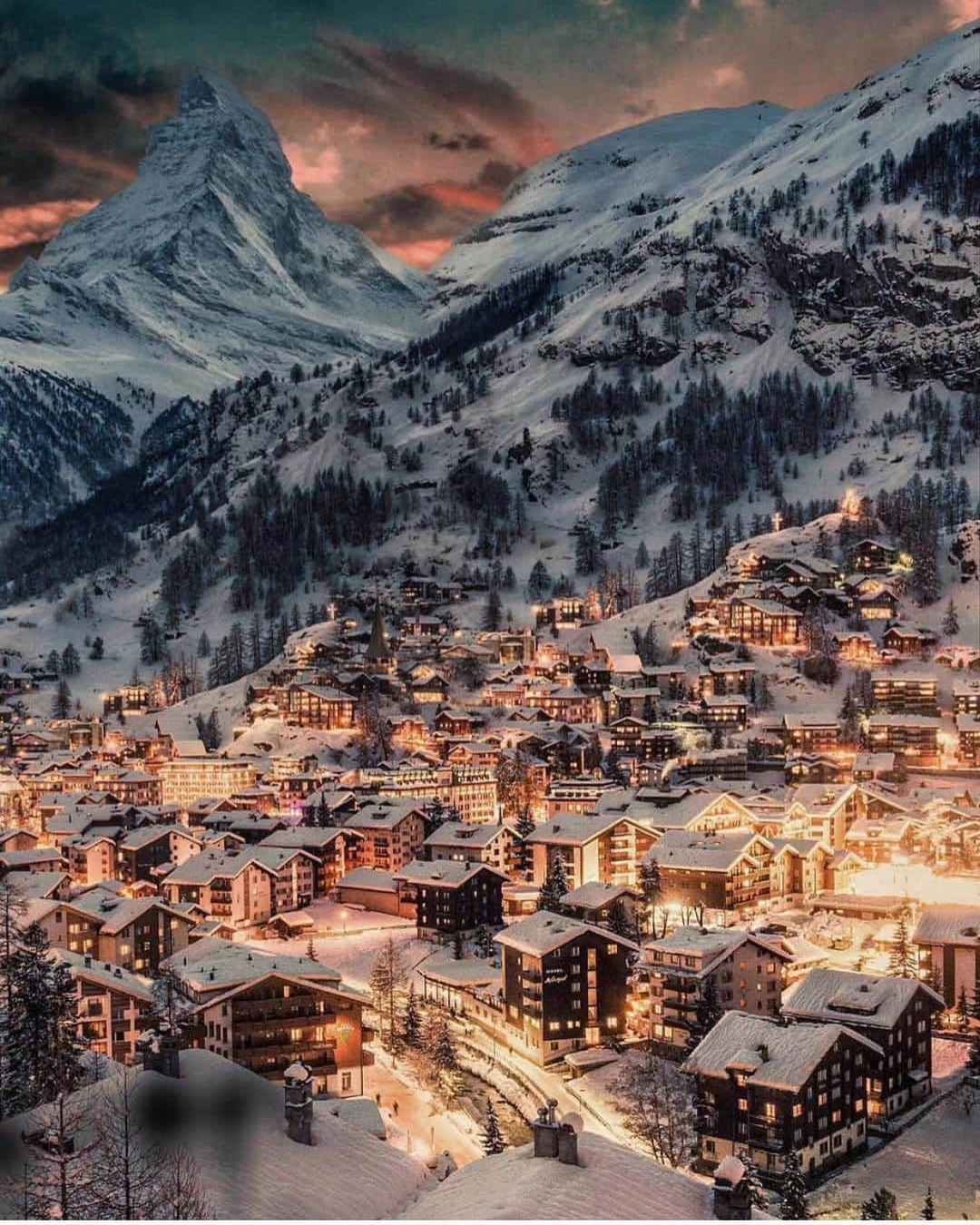 Wonderful Placesさんのインスタグラム写真 - (Wonderful PlacesInstagram)「Zermatt - Switzerland ✨❤️❤️❤️✨ . Picture by ✨✨@golden_heart✨✨ #wonderful_places for a feature ❤️」6月7日 8時15分 - wonderful_places