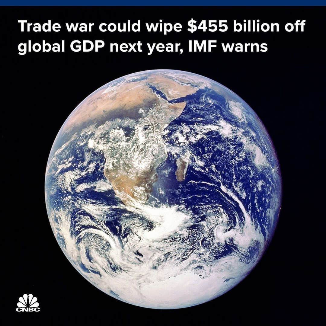 CNBCさんのインスタグラム写真 - (CNBCInstagram)「That’s billions, with a B. 💰⠀⠀ ⠀⠀ U.S.-China tariffs would cause about $455 billion in gross domestic product to evaporate, the International Monetary Fund warned. That’s larger than South Africa’s entire economy.⠀⠀ ⠀⠀ Taxing all trade between the the world’s two largest economies could cut global economic output by 0.5% next year, the IMF said. Christine Lagarde, the IMF’s managing director, called the tariffs “self-inflicted wounds. ⠀⠀ ⠀⠀ Details, at the link in our bio. ⠀⠀ *⠀⠀ *⠀⠀ *⠀⠀ *⠀⠀ *⠀⠀ *⠀⠀ *⠀⠀ *⠀⠀ #china #unitedstates #usa  #internationalnews #internationalrelations #trade #tradewar #tariffs #policy #tradepolicy #trump #trumpadministration #business #news #economics #businessnews #cnbc」6月7日 8時45分 - cnbc