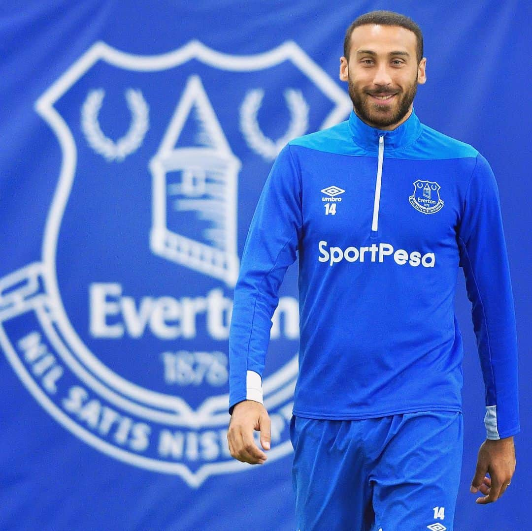 エヴァートンFCさんのインスタグラム写真 - (エヴァートンFCInstagram)「Happy 2️⃣8️⃣th Birthday, @cenktosun14! 💙🇹🇷 • • • #tosun #cenktosun #cenk #tosunpaşa #everton #efc #blues #toffees #goal #celebration #birthday #turkey #turkiye」6月7日 19時03分 - everton