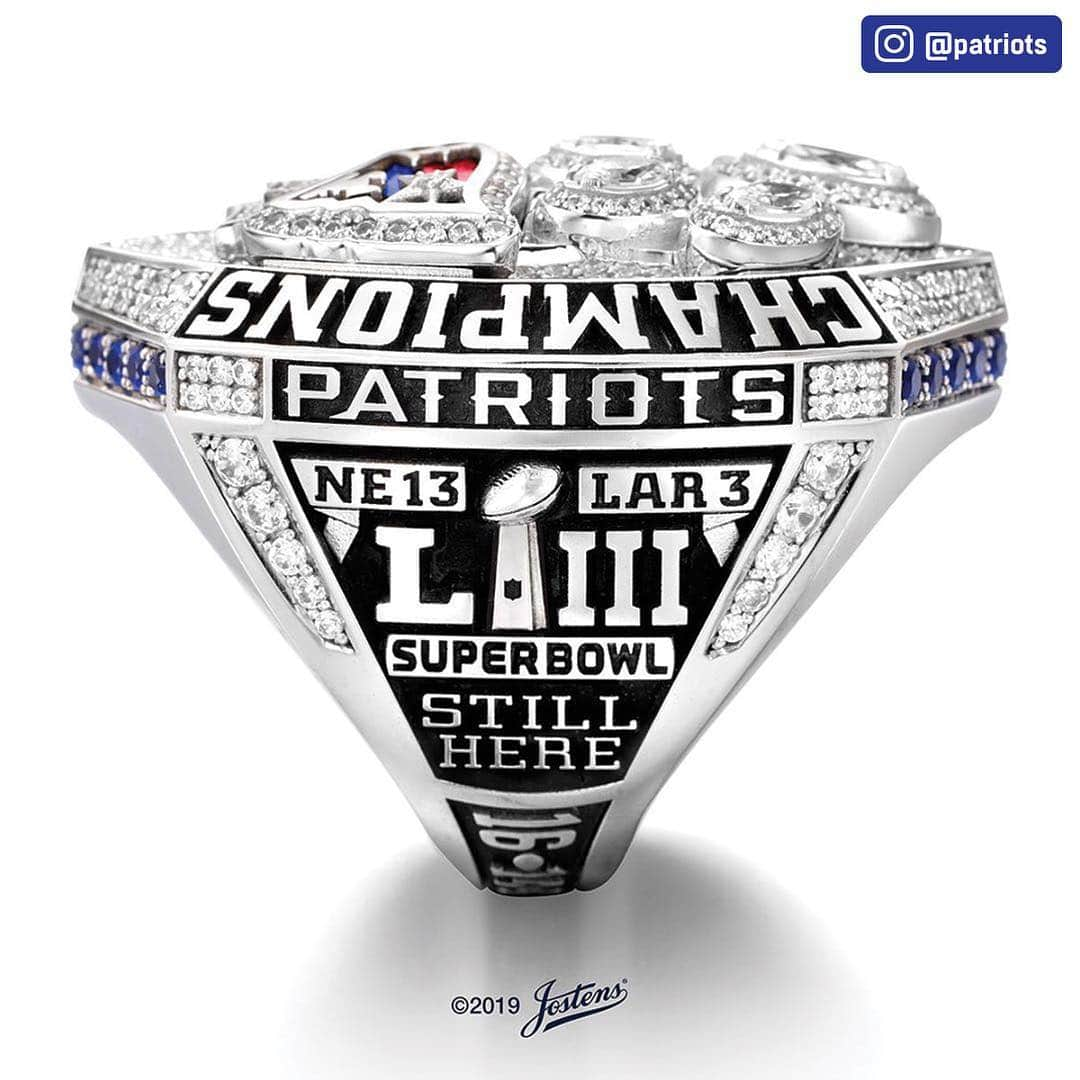 NFLさんのインスタグラム写真 - (NFLInstagram)「Wow. New England got their #SBLIII rings! 💍💍💍💍💍💍 (via @patriots)」6月7日 11時32分 - nfl