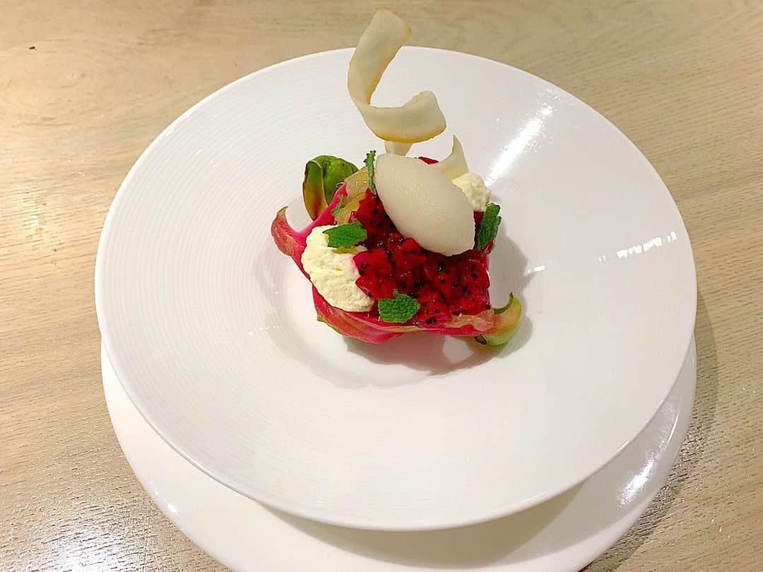 名波はるかのグルメインスタ