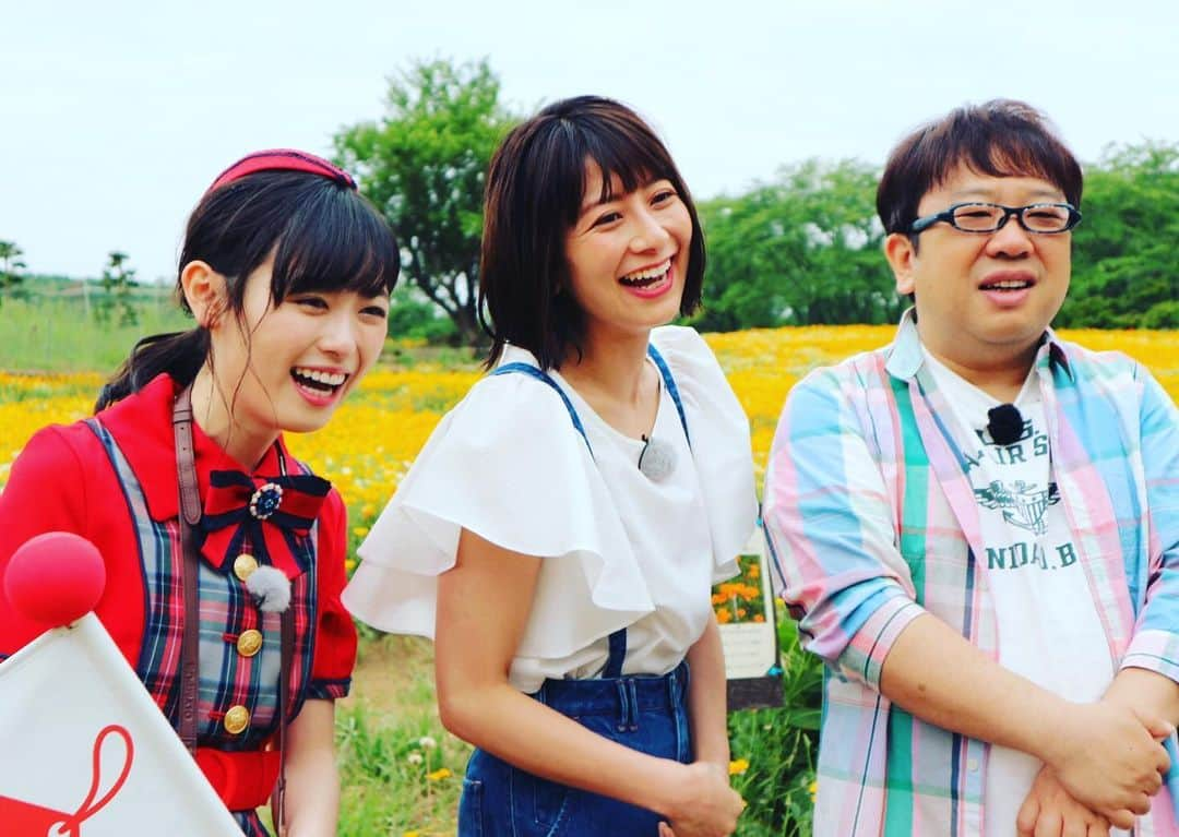 フジテレビ「もしもツアーズ」さんのインスタグラム写真 - (フジテレビ「もしもツアーズ」Instagram)「明日18:30から‼️﻿﻿﻿﻿﻿ ﻿﻿﻿﻿﻿﻿﻿ 1000万本が咲き誇る❗️﻿﻿﻿﻿﻿﻿ 秩父・天空のポピーツアー🌺🌺🌺﻿﻿﻿﻿﻿﻿﻿ ﻿﻿﻿﻿ なにやら爆笑しています🤗📸﻿﻿ ﻿﻿ ゲストは﻿﻿﻿﻿﻿﻿﻿ #大塚千弘 さん﻿﻿﻿﻿﻿﻿﻿ and more...﻿﻿﻿ ﻿﻿﻿﻿ 週替わりメンバーは﻿﻿﻿﻿ #千賀健永 #千ちゃん﻿﻿﻿ #kismyft2 #キスマイ #千賀ノート﻿﻿﻿ #写真はのちほど﻿ ﻿﻿﻿﻿﻿﻿﻿ #もしツア #もしもツアーズ﻿﻿﻿﻿﻿﻿﻿ #ポピー #天空のポピー﻿﻿﻿﻿﻿﻿﻿ #秩父 #埼玉 #翔んでポピー畑﻿﻿﻿﻿﻿﻿ #ドローン #dji #phantom #mavic #osmo #空撮 #不思議」6月7日 12時14分 - moshitsua_official