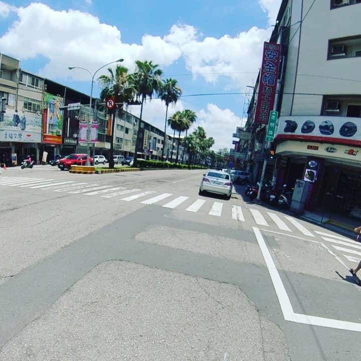 上中丈弥のインスタグラム：「出会った皆様我が師匠の旅。 #イナ戦 #イナズマ戦隊 #出会った皆様我が師匠  #台中 #台中旅行」