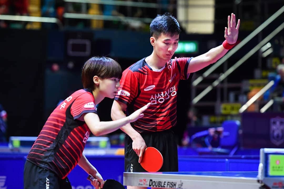 ITTF Worldさんのインスタグラム写真 - (ITTF WorldInstagram)「👈 Swipe to see who made it to the last 4️⃣ of the Mixed Doubles Event . The Semifinals will be played later at 0630pm (HKT) ⌚ . #ITTFWorldTour #2019HongKong 🇭🇰」6月7日 12時36分 - wtt
