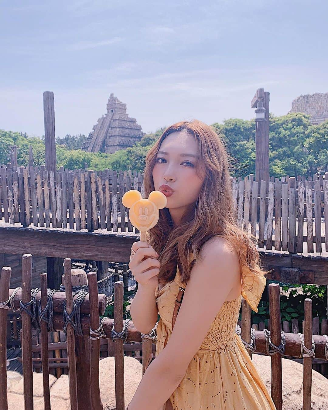 唯可（yuika）さんのインスタグラム写真 - (唯可（yuika）Instagram)「* 久しぶりにdisney seaきたよん🏖 平日なのになかなかの激混み👭👯‍♀️ 夢の国で夢みさせてもらいました🤤 * * #夢の国#ディズニーシー#ディズニーランド#東京ディズニーランド#東京ディズニーシー  #disneyland#disneysea#tokyodisneysea#tokyodisneysea」6月7日 12時38分 - yu.i.k.a