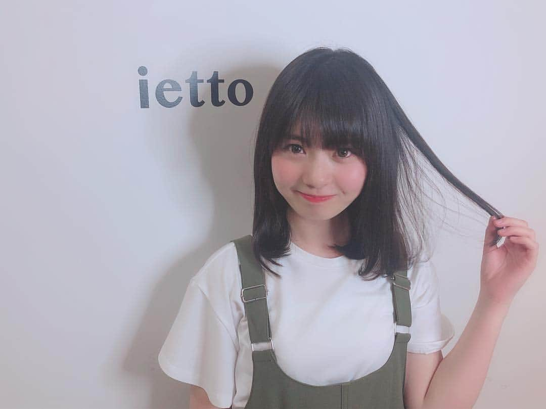 ゆなさんのインスタグラム写真 - (ゆなInstagram)「昨日『ietto』さんで トリートメントをして頂きました😳💗 oggi ottoトリートメントを して頂いたんですが、 とてもサラサラとぅるとぅるにして頂きました💗 髪の毛も凄く柔らかく 軽くなった気がします😜 皆さんもぜひ行ってみてください✌️✨ #超minimo美容部 #minimo #ミニモ  #PR #ietto」6月7日 13時20分 - _yunachannel