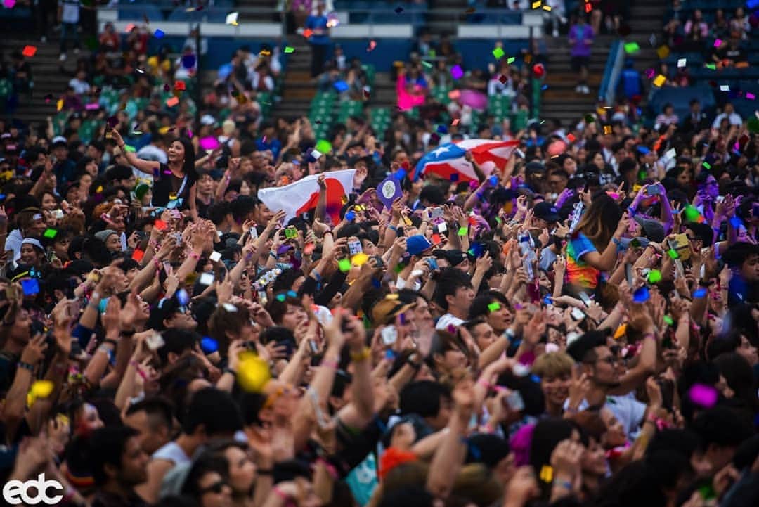 のインスタグラム：「Thank you Japan for another great year! What was your favorite moment from EDC Japan 2019?  今年も最高の盛り上がり、ありがとうございました！ EDC Japan 2019 一番の思い出は？ ＃EDCJapan」