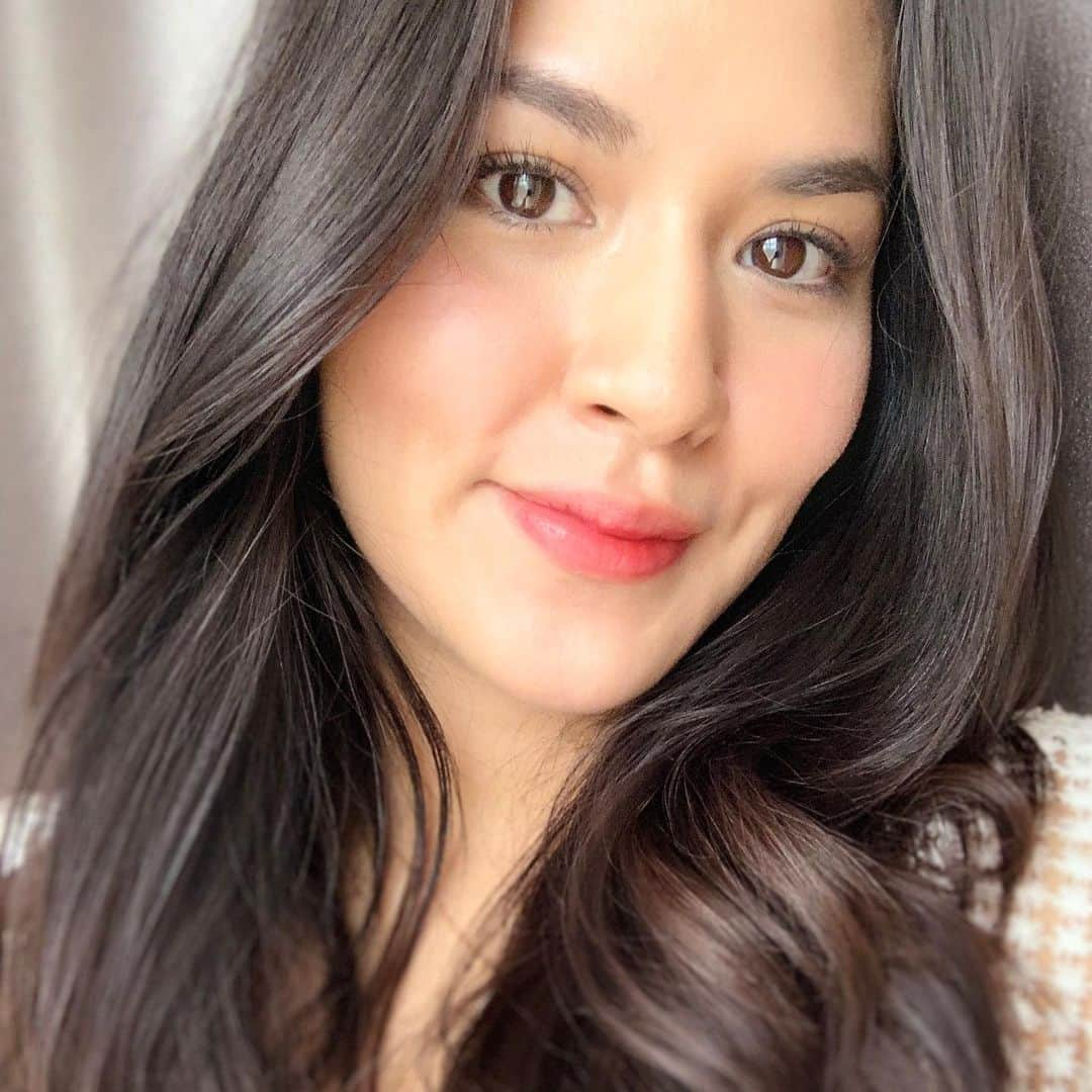 Raisa Andrianaさんのインスタグラム写真 - (Raisa AndrianaInstagram)「29 years young! Thank you all for the birthday wishes ❤️ #6690 #gemini」6月7日 14時41分 - raisa6690