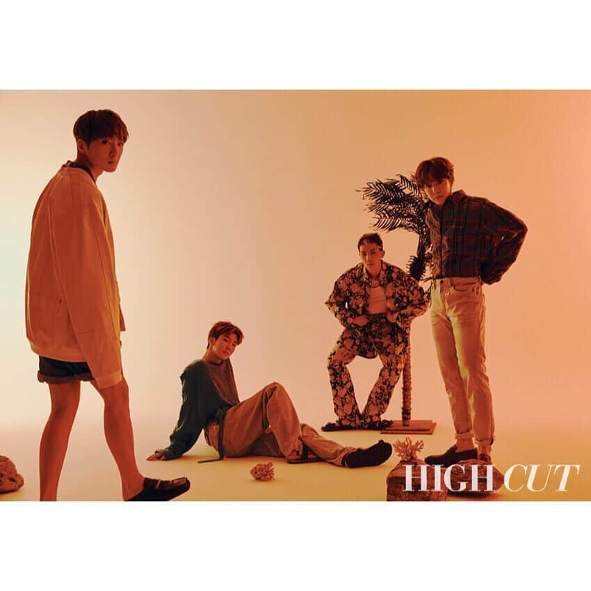 WINNERさんのインスタグラム写真 - (WINNERInstagram)「[💫HIGHCUT💫] @highcutstar #WINNER #위너 #HIGHCUT #하이컷 #243호 #2019 #WE_or_never #YG」6月7日 15時12分 - winnercity