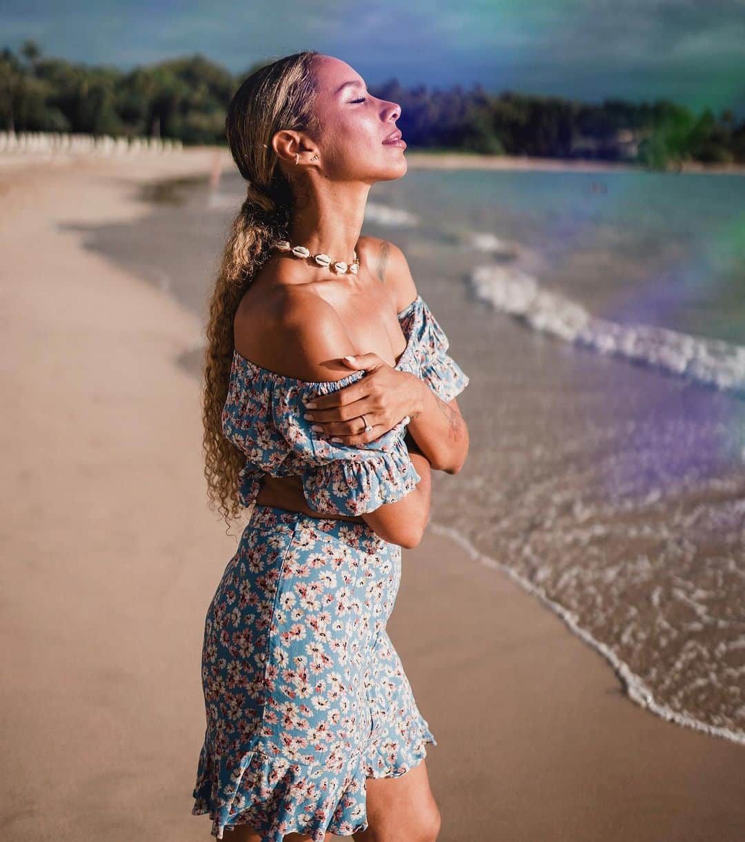 レオナ・ルイスのインスタグラム：「🌊」