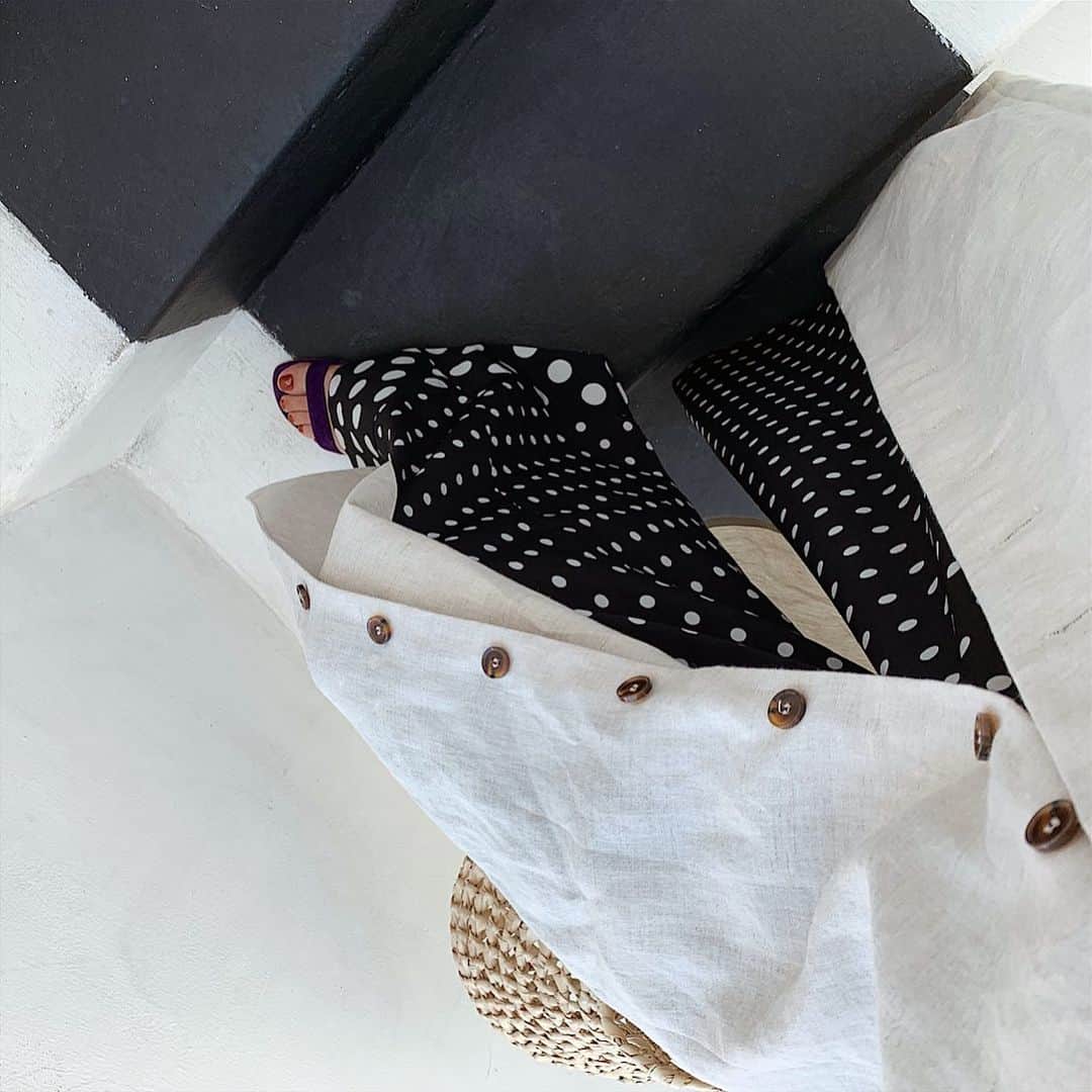 のインスタグラム：「#masaco服  #MACHATT #manoloblahnik」