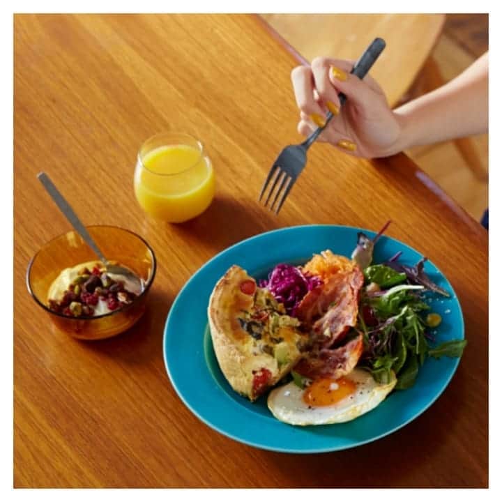 furryrate officialのインスタグラム：「遅めのlunch🍳😋 . . 今週末は雨かな🌧 . さて何して過ごそう📖☕ . . @uta_nao @yumi.nemoto.made #furryrate #furry #ファーリーレート #ファーリー #lunchtime #lunch #egg #dayoff #weekend」