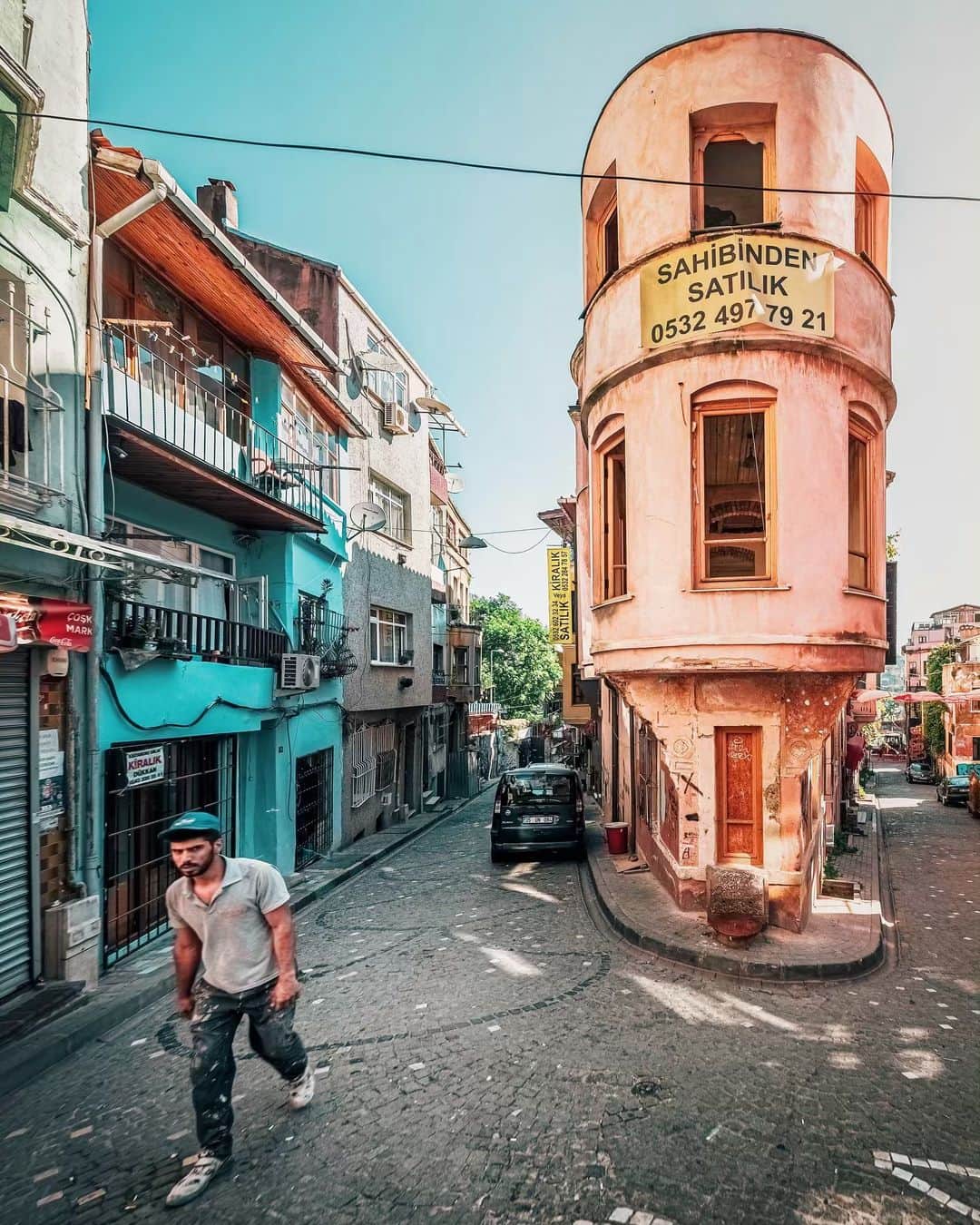 Nicanor Garcíaのインスタグラム：「This street is mine | La calle es mía #nicanorgarcia #travelarchitectures」