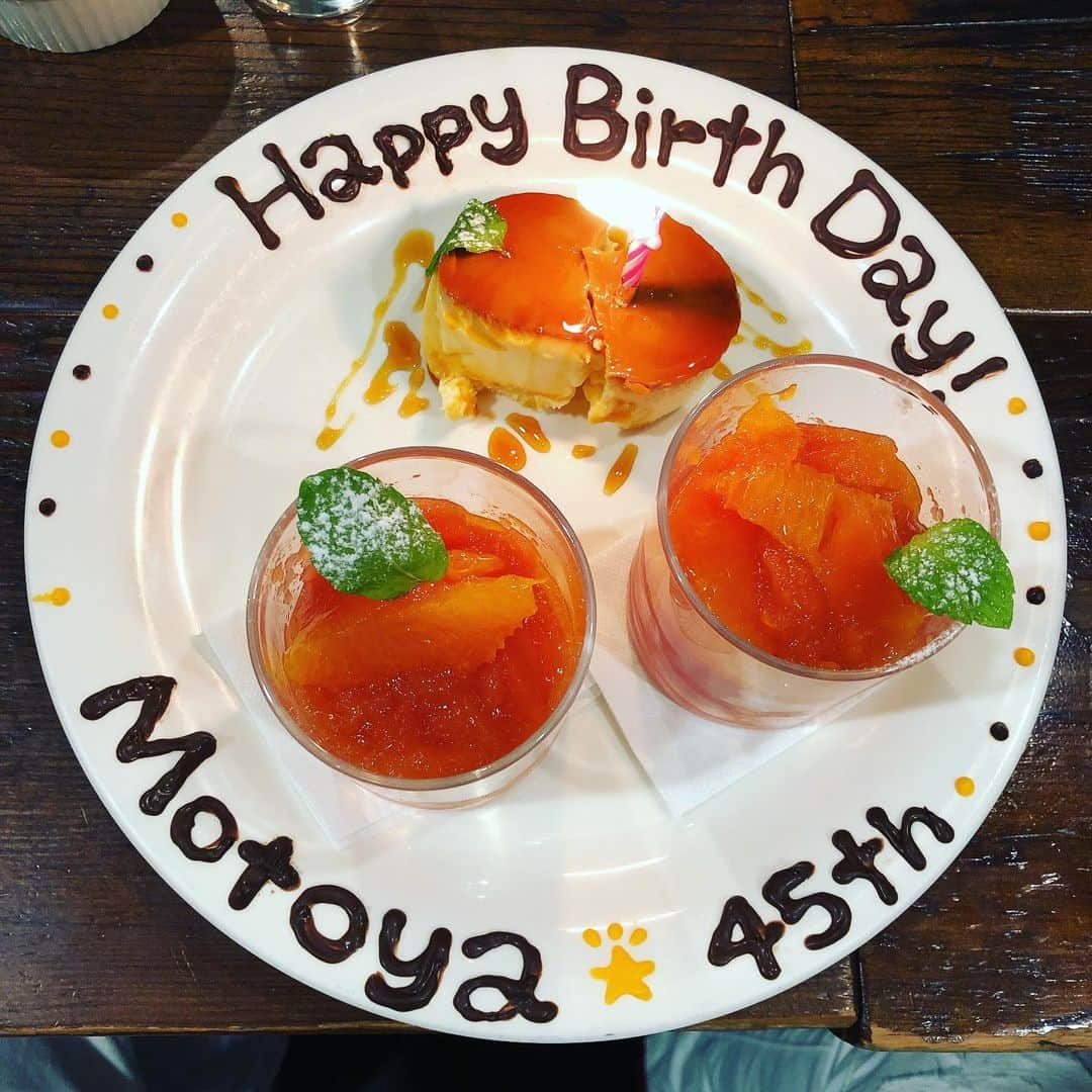 和泉元彌さんのインスタグラム写真 - (和泉元彌Instagram)「#誕生日当日 #ハッピーバースデー プレート #乾杯  #みんなありがとう」6月7日 16時44分 - izumimotoya