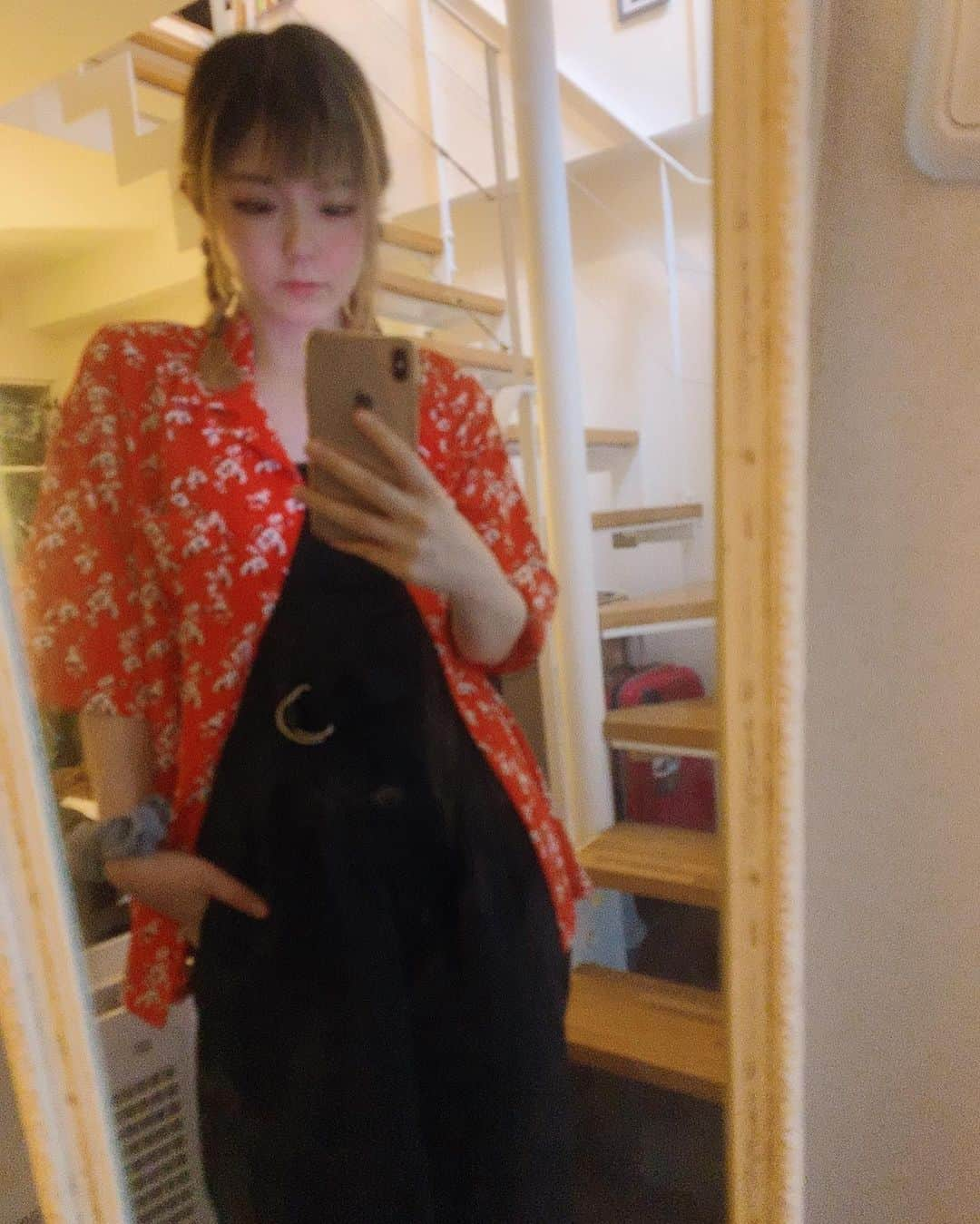 8utterflyさんのインスタグラム写真 - (8utterflyInstagram)「🧧🧧🧧🧧🧧🧧🧧🧧 #ootd #赤ヤンキー #ムスメとお出掛けした」6月7日 17時10分 - 8utterfly