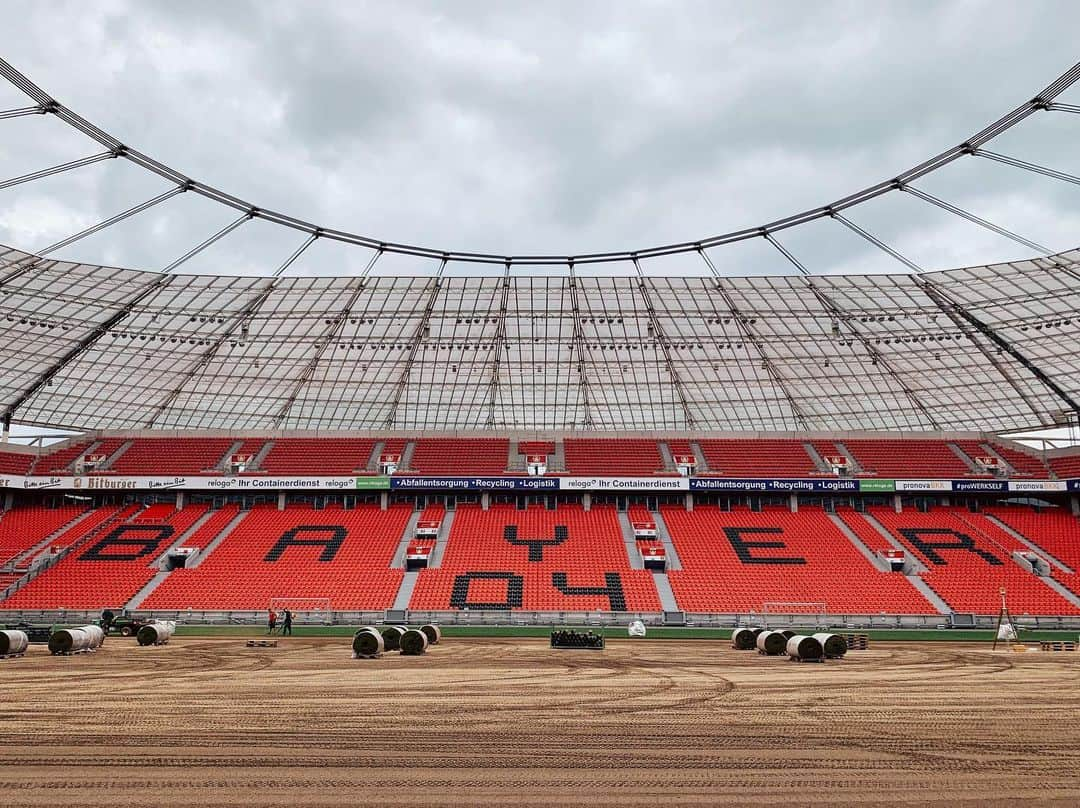 バイエル・レバークーゼンさんのインスタグラム写真 - (バイエル・レバークーゼンInstagram)「🔁🌱🔜🏟🎉 #Bayer04」6月7日 17時22分 - bayer04fussball