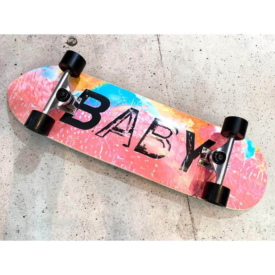 RINKAN渋谷店さんのインスタグラム写真 - (RINKAN渋谷店Instagram)「【2F New Arrival】 《SAINT LAURENT》 "BABY PUNK POINT SKATEBOARD" 16SS... ㅤㅤㅤㅤㅤㅤㅤㅤㅤㅤㅤㅤㅤ サンローランから希少なスケートボードが入荷しました。 ルチア・サンティナ・リビージのオリジナル作品「ペットネーム」のプリントが入った限定アイテムとなっております。 是非店頭にてご覧くださいませ。  ㅤㅤㅤㅤㅤㅤㅤㅤㅤㅤㅤㅤㅤ #rinkan #shibuya #saintlaurent #saintlaurentparis #dior #diorhomme  #louisvuitton #lv #gucci #amiri #rickowens #balmain #celine #celinebyhedislimane #prada #burberry #valentino #maisonmargiela #thombrowne #tadyandking #hermes #cartier #fendi #givenchy #yohjiyamamoto #commedesgarcons #sulvam #sacai RINKAN 渋谷店 03-5458-3050 渋谷区神南1-12-16」6月7日 17時31分 - rinkan_shibuya