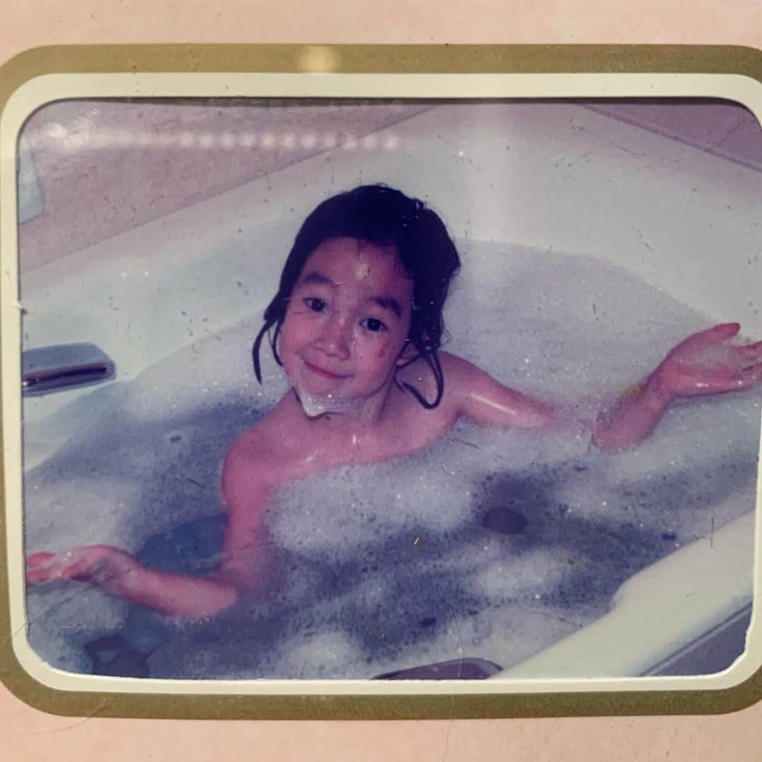 UlalaGirlのインスタグラム：「Mini Ulala telling y’all life ain’t that hard🤷🏻‍♀️」