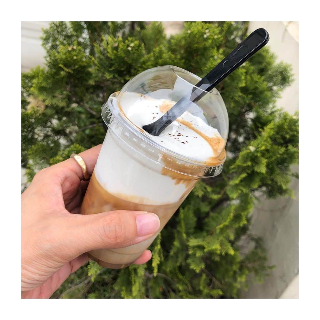 パク・ソルミさんのインスタグラム写真 - (パク・ソルミInstagram)「나는 커피를 못마시니까  #디카페인  #태양커피 #퍼먹는커피 #떠먹는커피 #알싸한달콤함 #취저 오늘은 좀 쉬자!」6月7日 17時46分 - park_solmi