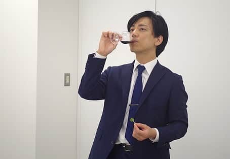 森澤祐介さんのインスタグラム写真 - (森澤祐介Instagram)「. ワインを取り扱うサイト、@cavewineさんで@drentychocolateの抹茶生チョコについて取り上げていただきました。いつもWORLD ORDERの事にも触れていただいて嬉しい限りです！ ありがとうござます😄  http://cavewine.net/contents/17255  #cave#worldorder#drentychocolate#カーヴ#ワールドオーダー#ドレンティチョコレート#ワイン#ペアリング#抹茶#白ワイン#赤ワイン」6月7日 17時49分 - yusuke_morisawa