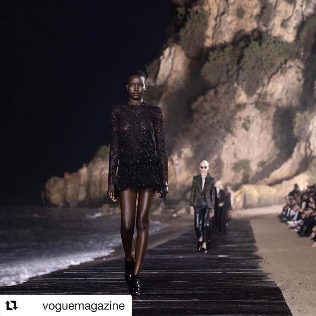 アンナ・デッロ・ルッソさんのインスタグラム写真 - (アンナ・デッロ・ルッソInstagram)「#Repost @voguemagazine 🔥🔥🔥 @ysl  @adutakech hits the boardwalk in the finale at @YSL’s Spring 2020 menswear collection from Malibu tonight. See the collection via the link in our bio. Photographed by @saltystate」6月7日 17時50分 - annadellorusso