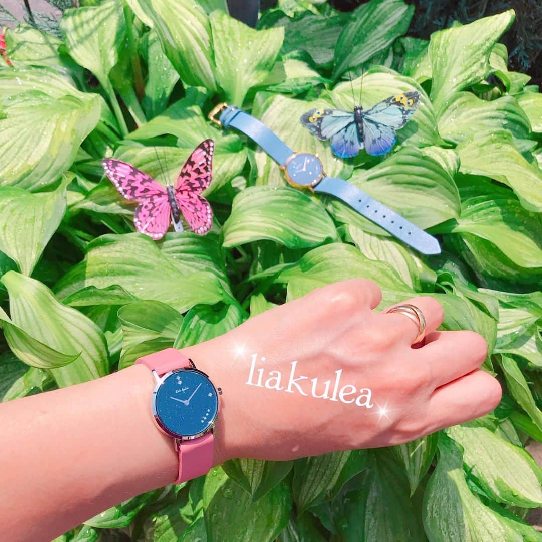 mii_stagramさんのインスタグラム写真 - (mii_stagramInstagram)「🦋✨🦋✨🦋 ・ @liakulea_japan  #liakulea さんの⌚ 2本目はピンクをお迎え🎀💕💓💗 ・ ハワイの星空をイメージして 文字盤に散りばめられた キラキラが凄く綺麗～🌟 ・ ブランド名の「Lia」は ハワイの言葉で憧れ❤ そして「Kule'a」は 幸福や成功を表しているそうです✨✨ ・ ブランドのデザイナーさんは この時計にご縁を頂いた人に 成功してほしい💕 幸せになってほしい💕 との思いでこの名前をつけられたそうです🥰 ・ ・ お得なクーポンコード↓↓↓ 🌟miyuki0419wm🌟 購入時に利用すると10％OFF🉐🛒🛍 ・ ・ カラバリも豊富なので リアクレアで検索してね🔎👀💕 ・ ・ ・ #watch#watches #butterfly #fashion#coordinate#accessory#腕時計#腕時計くら部 #時計#ウォッチ #手元倶楽部#手元くら部 #今日の手元#コーデ#ファッション#おしゃれさんと繋がりたい #ちょうちょ#蝶#ギボウシ#ガーデニング#はなまっぷ#置き画くら部 #置き画倶楽部 #インフルエンサー#pr」6月7日 18時09分 - miyuki.0419.karemari