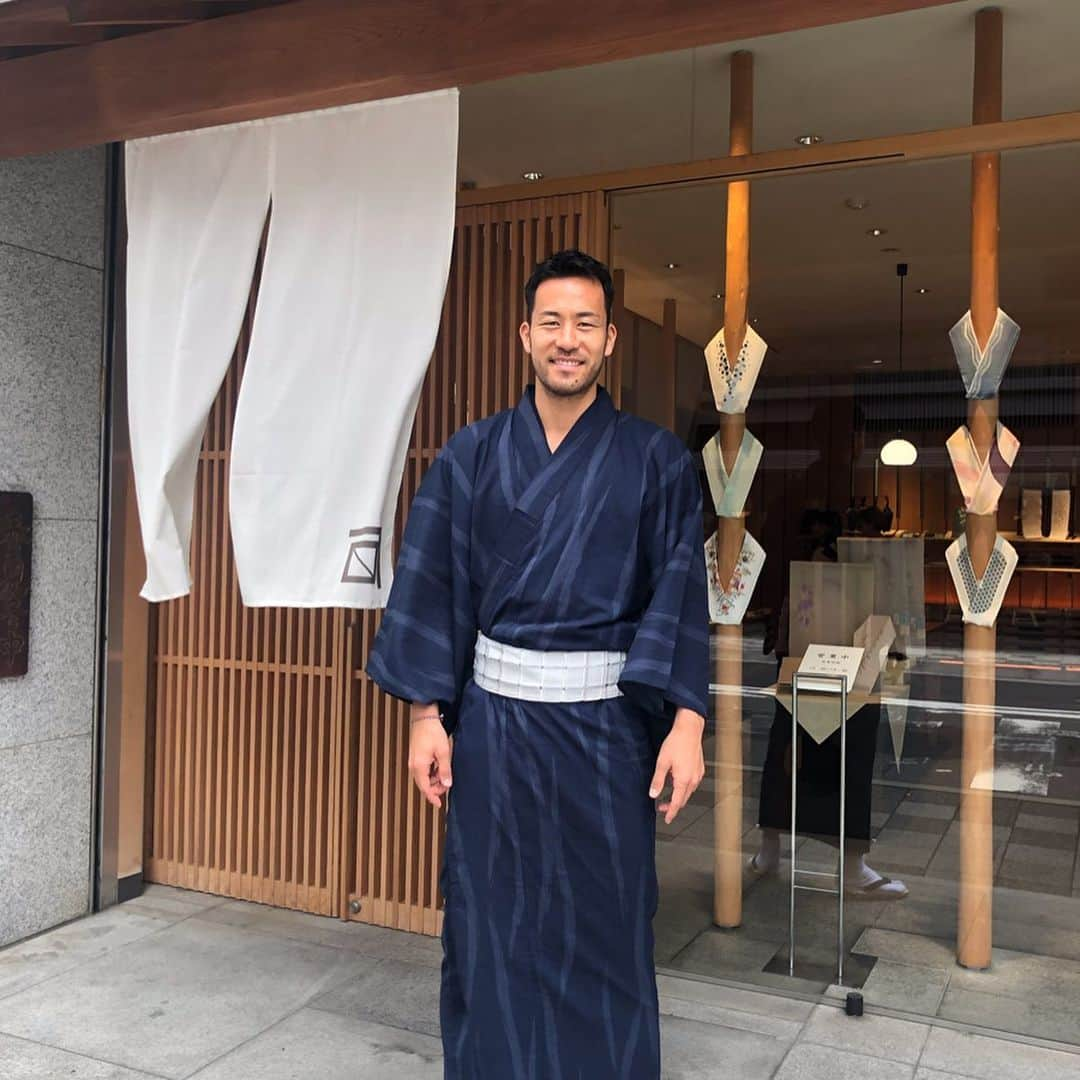 吉田麻也さんのインスタグラム写真 - (吉田麻也Instagram)「You can wash this traditional Kimono👘 今時の着物はバシャバシャ洗えて便利！ #kimono  #北野天満宮 #清水寺」6月22日 14時00分 - mayayoshida22