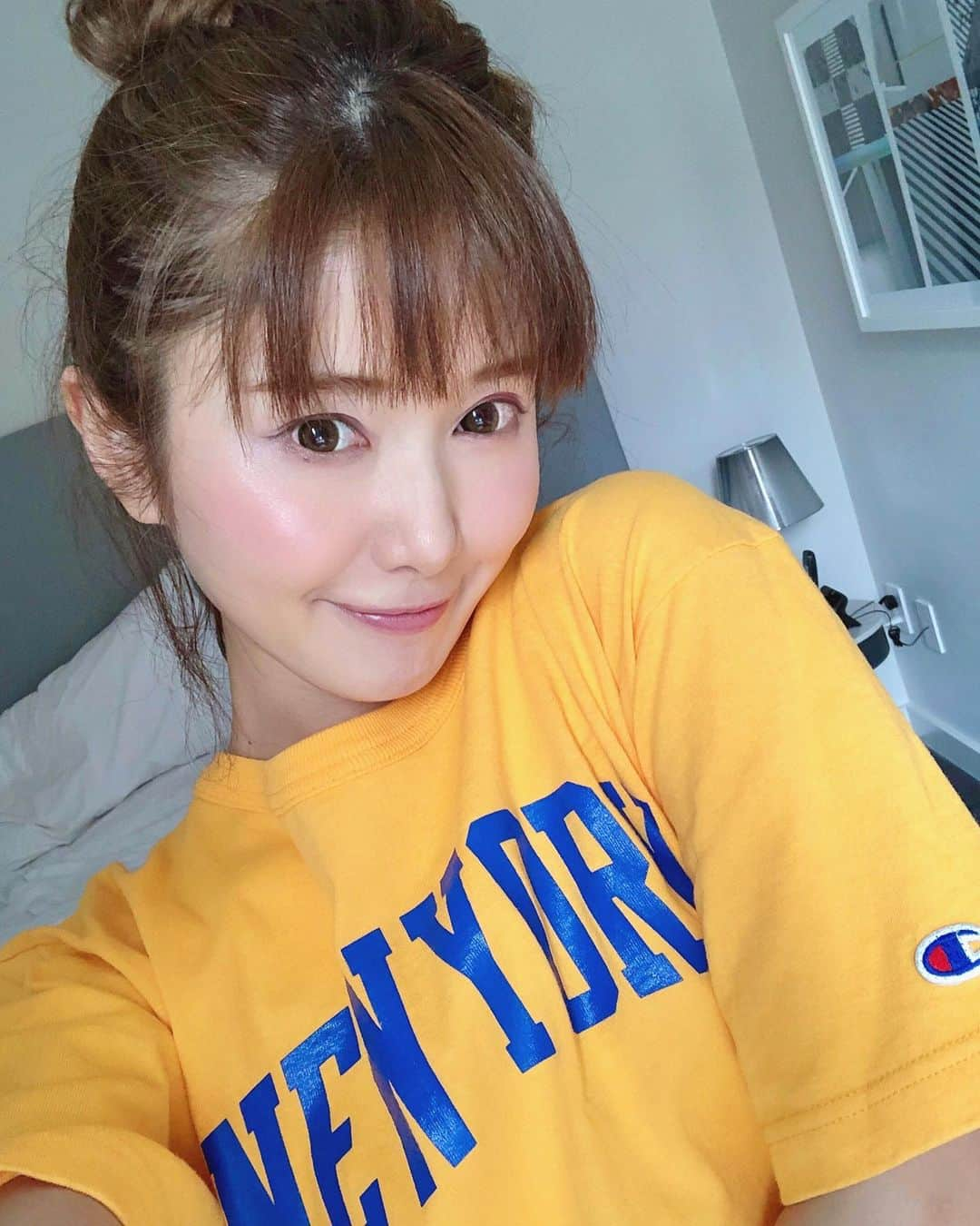 一木美里さんのインスタグラム写真 - (一木美里Instagram)「NEWYORK TをNEWYORKで着る🥳🤣 ここ数日はレッスンを受けたり お友達に会ったりして過ごしてます❤︎ tshirts #champion . . #MillyNycNyc #NewYork#Travel #チャンピオン#ニューヨーク #traveler#workout」6月22日 12時41分 - misato_ichiki