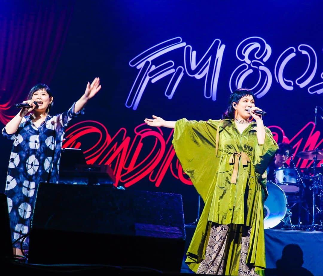 FM802さんのインスタグラム写真 - (FM802Instagram)「#FM802 #30PARTY RADIO MAGIC🔮  FM802開局30周年記念イベント #レディオマジック🎤 #絢香 が #AI をステージに呼び込みコラボレーション✨  この日のライブ音源は各番組と、6月23日(日)19時からの特別番組でオンエア予定📻」6月22日 13時32分 - fm802_pr