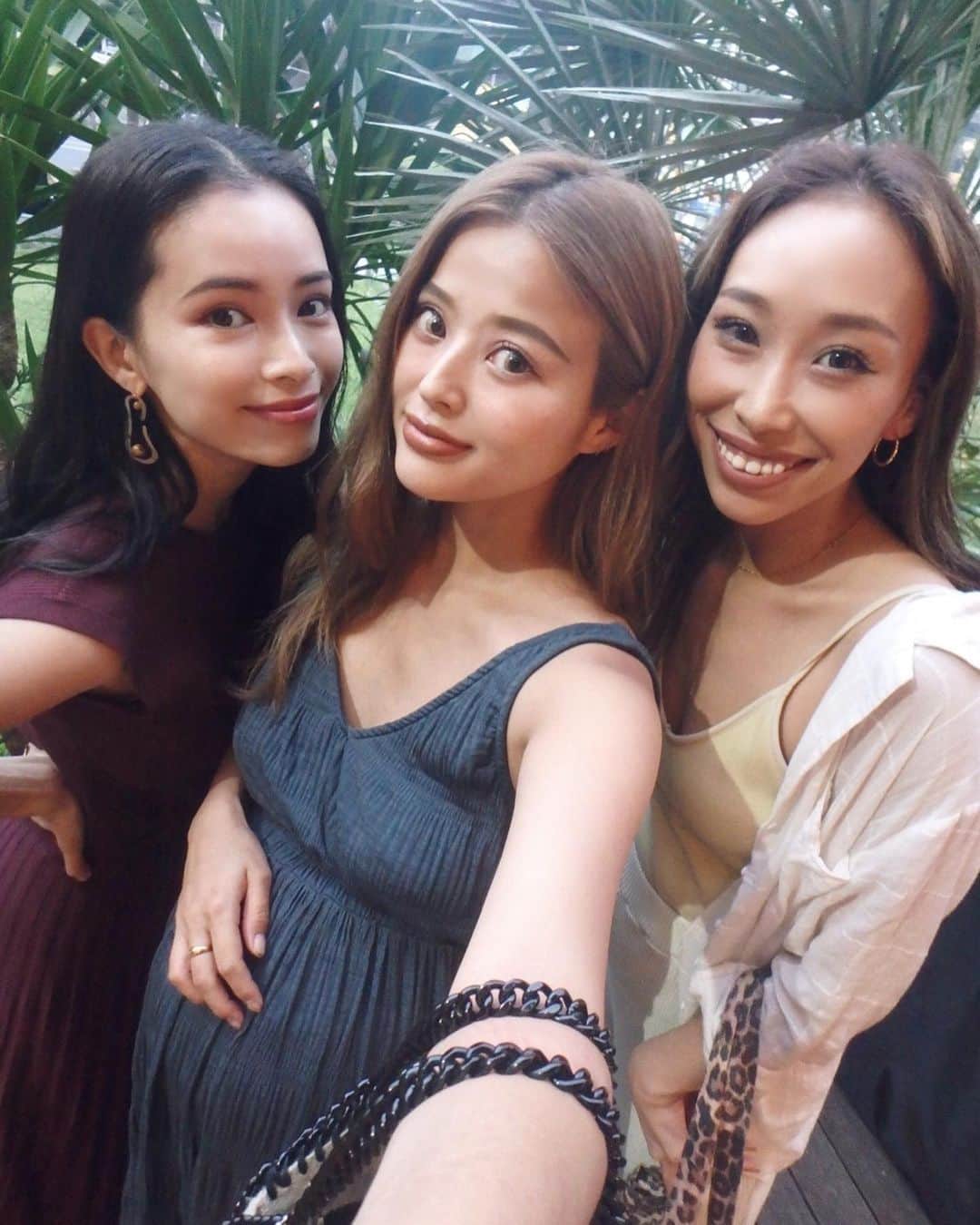 佐野真依子さんのインスタグラム写真 - (佐野真依子Instagram)「ダイアンボヌールの コラボカフェイベントに 参加させていただきました❤︎ ダイアンボヌールの魅力がたっぷり 詰まったわくわくする空間に 美味しいヘルシーなメニューがたくさん👏 ロイヤルガーデンカフェ青山で開催されている 6/22〜7/6までの限定コラボカフェです☕️ ダイアンボヌールは使い心地や香りがいいのはもちろんパッケージが オシャレでお風呂に置くだけで うれしい気持ちになるシャンプー🧴❤︎ #ダイアンボヌール #dianebonheur #ファーミングシャンプー #オーガニック #グラースローズ #オレンジフラワー #ブルージャスミン #ロイヤルガーデンカフェ青山 #コラボカフェ #sponsored @dianebonheur」6月22日 13時36分 - sanomaisanomai