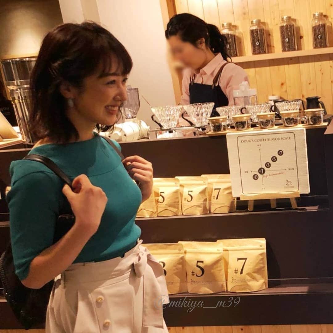 女子アナ好きみっきーさんのインスタグラム写真 - (女子アナ好きみっきーInstagram)「フリーアナ 川田裕美ちゃん❤️ 今日は、かわちゃん36歳の誕生日🎂✨ HAPPY BIRTHDAY！💓 . #川田裕美 #アナウンサー #フリーアナ #タレント #セントフォース #かわいい #ナイスバディ #あんこニスト #スキップ #hiromikawata #centforce #kawaii #cute #pretty #beautiful」6月22日 13時46分 - mikiya_m39