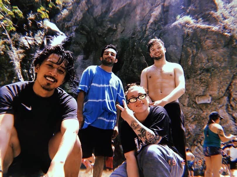 ショーン・エバリストのインスタグラム：「Worldly connections🌎Soaking in all the space and time I have while in LA. Probably gonna head back up this one next week, any of homies get at me if you feeling like rolling with🤙🏽 Big love to @kerriemilne @eztwins @beanfdc Thanks for the random meet up, good conversations and coming along on this one. 🙏🏽」