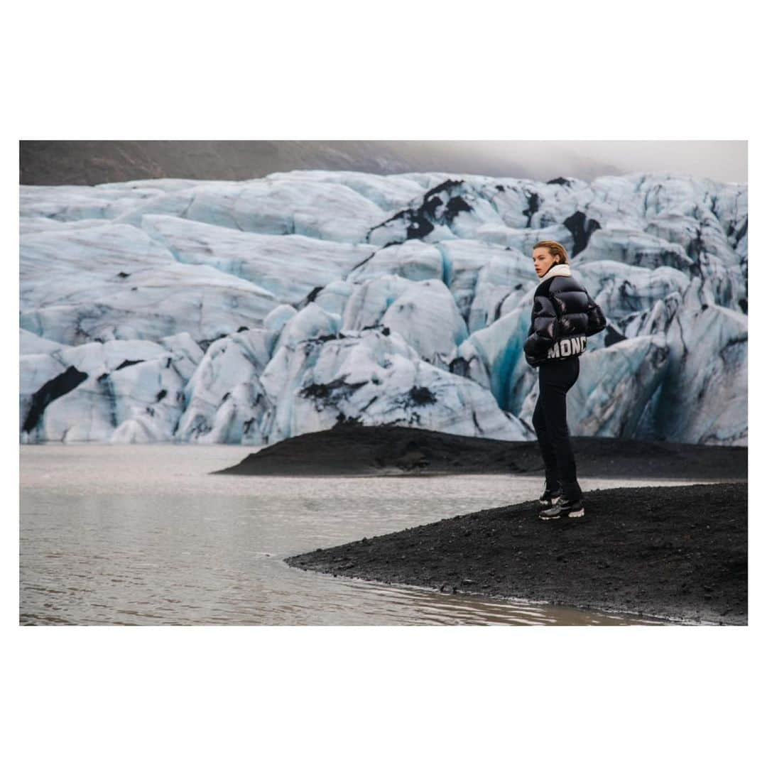 コール・スプラウスさんのインスタグラム写真 - (コール・スプラウスInstagram)「Shout out to @moncler for hosting an incredible trip to Iceland and for a great shoot. #moncler  Model: @estellaboersma  Styling: @natasharoyt  Hair: @mustafayanaz  MU: @ciaradoesmakeup」6月22日 5時10分 - colesprouse