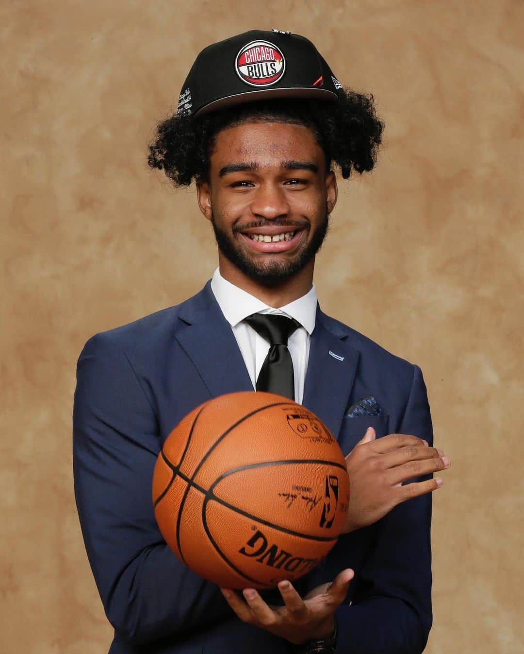 NBAさんのインスタグラム写真 - (NBAInstagram)「First photo shoot as a pro! #NBADraft」6月22日 5時44分 - nba