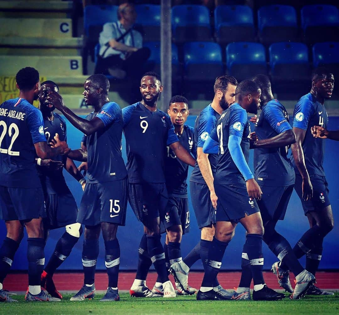 サッカー フランス代表チームさんのインスタグラム写真 - (サッカー フランス代表チームInstagram)「Victoire 1-0 de nos Bleuets face à la Croatie pour leur 2ème match de l’#EuroEspoirs ! 👏🇫🇷🇭🇷 #FRACRO」6月22日 6時09分 - equipedefrance