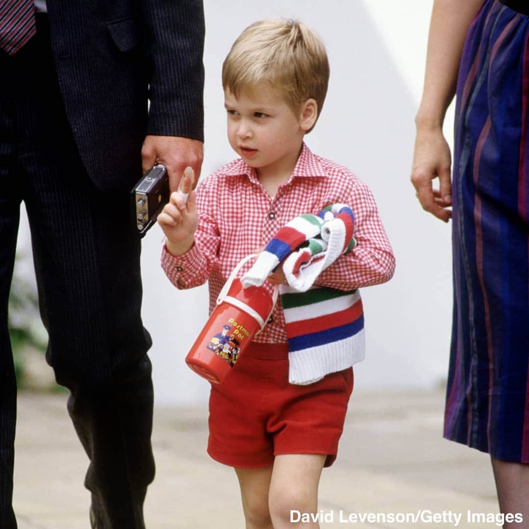 ABC Newsさんのインスタグラム写真 - (ABC NewsInstagram)「Happy birthday Prince William! #princewilliam #royalfamily #royals #birthday」6月22日 6時23分 - abcnews
