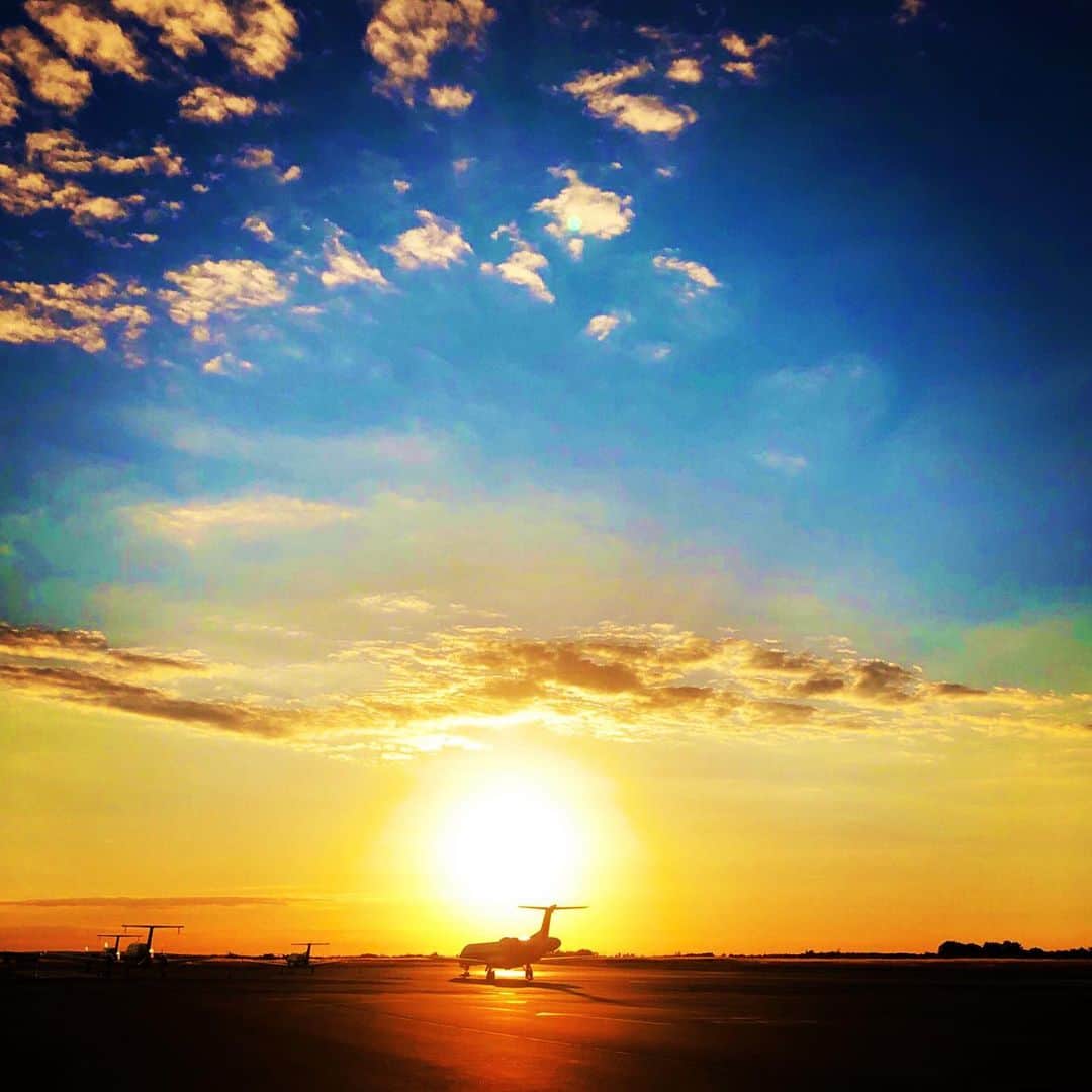 日々野真理さんのインスタグラム写真 - (日々野真理Instagram)「sunset ・ #france🇫🇷 #rennes」6月22日 6時28分 - marihibino1031