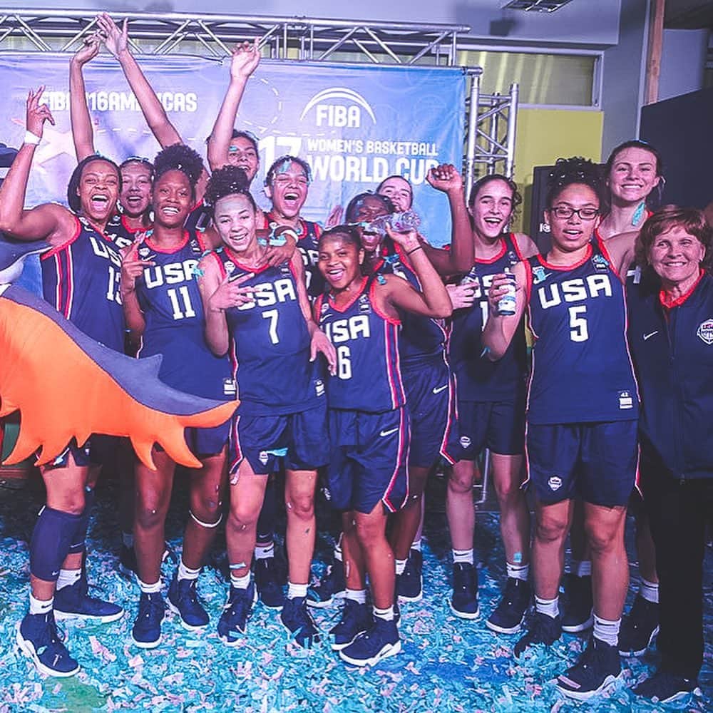 USA Basketballさんのインスタグラム写真 - (USA BasketballInstagram)「The USA U16 Women have solidified a spot in next year’s @fiba U17 World Cup with a 107-32 victory over Brazil 👏」6月22日 7時22分 - usabasketball