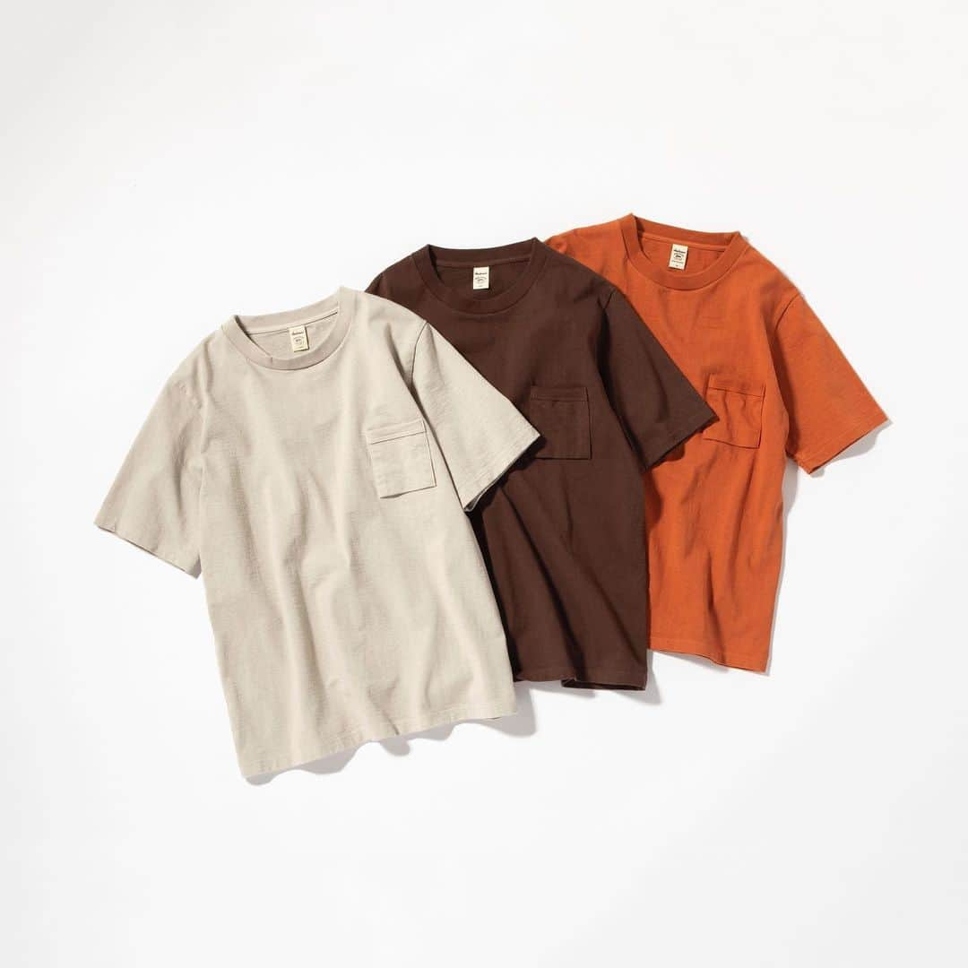 Jackmanさんのインスタグラム写真 - (JackmanInstagram)「F/W 2019「NEW ARRIVAL」﻿﻿﻿﻿﻿ ﻿ "HIGH-DENSITY LOOP-WHEEL POCKET T-SHIRT"﻿﻿﻿﻿﻿ ﻿ Dirty Base, Umber Brown, Baked Clay / ￥9,000＋Tax﻿ ﻿﻿﻿﻿﻿ Available now in the shop and online shop next week. ﻿ #jackman_official #factorybrand #madeinjapan #madeinfukui #japanesefabric #fw19 #newarrival #loopwheel #pockettee #jm5870 #dotsume #度詰め #新色」6月22日 8時14分 - jackman_official