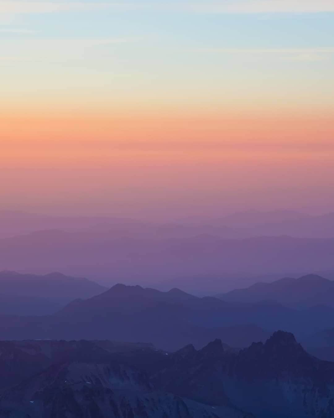 REIさんのインスタグラム写真 - (REIInstagram)「We're dreaming of watercolor sunsets.  Photo: @erynnallen in Mount Rainier National Park, #Washington. #OptOutside」6月22日 8時30分 - rei