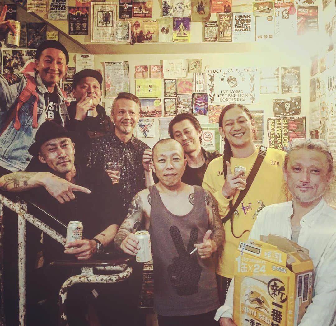 KAI_SHiNEのインスタグラム：「FREAKY MACHINE × 山嵐 🔥🤝🔥 #yamaarashi #freakymachine  #shonan #band #bandlife #live #vibe #jp」