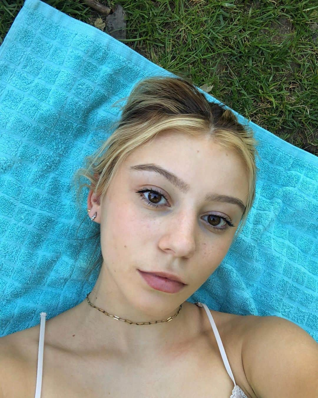 G・ハネリウスさんのインスタグラム写真 - (G・ハネリウスInstagram)「happy first day of summer🌟」6月22日 9時25分 - ghannelius