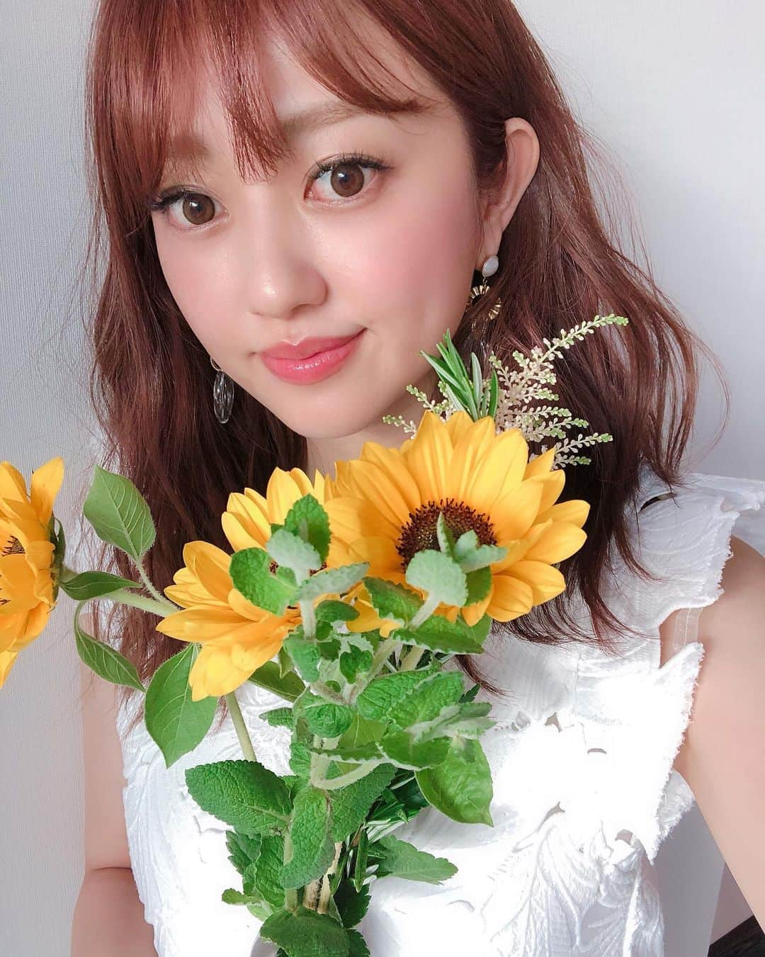 菊地亜美さんのインスタグラム写真 - (菊地亜美Instagram)「gm🌻🌻🌻」6月22日 9時39分 - amikikuchi0905