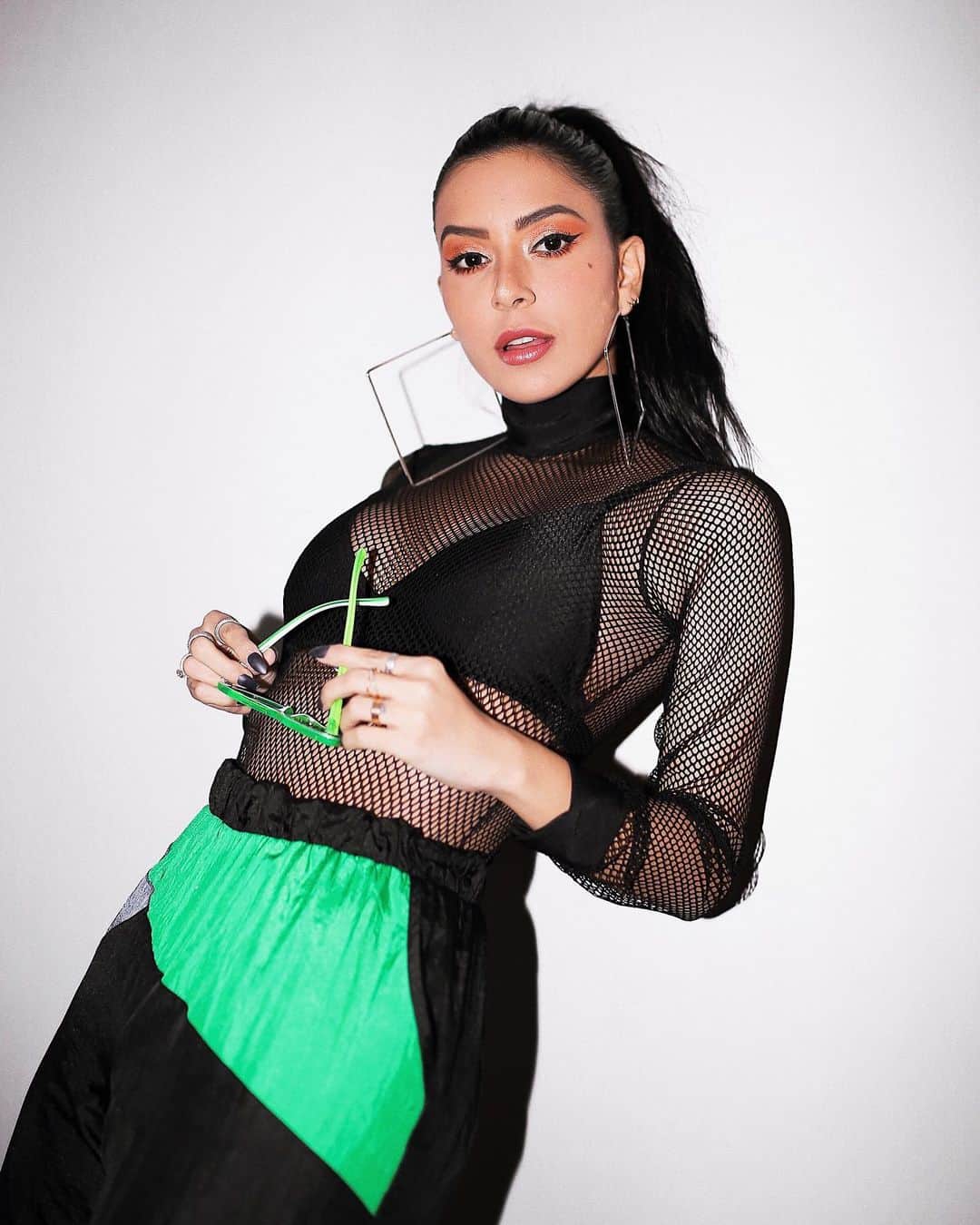 Gabriela Salesさんのインスタグラム写真 - (Gabriela SalesInstagram)「Você quer Spice Girls? Chego já amiga Mel C, me esperaaaaa kkkkk💚💚💚」6月22日 10時06分 - ricademarre