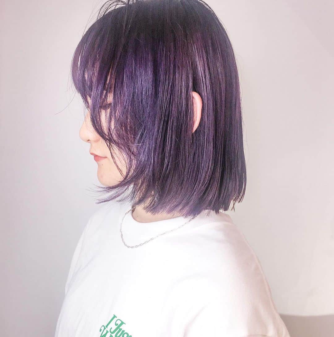 原涼香のインスタグラム：「ㅤㅤㅤㅤㅤㅤㅤㅤㅤㅤㅤㅤㅤ Blue purple × レイヤータッセル 🇰🇷 ブリーチベース、バターしてます🐻💓 ㅤㅤㅤㅤㅤㅤㅤㅤㅤㅤㅤㅤㅤ 顔まわりにレイヤーをいれて 新しいタッセルボブ❤︎ ㅤㅤㅤㅤㅤㅤㅤㅤㅤㅤㅤㅤㅤ クールなfashionに映えます🤟🏻💙 結んでもかわい~~ ㅤㅤㅤㅤㅤㅤㅤㅤㅤㅤㅤㅤㅤ」