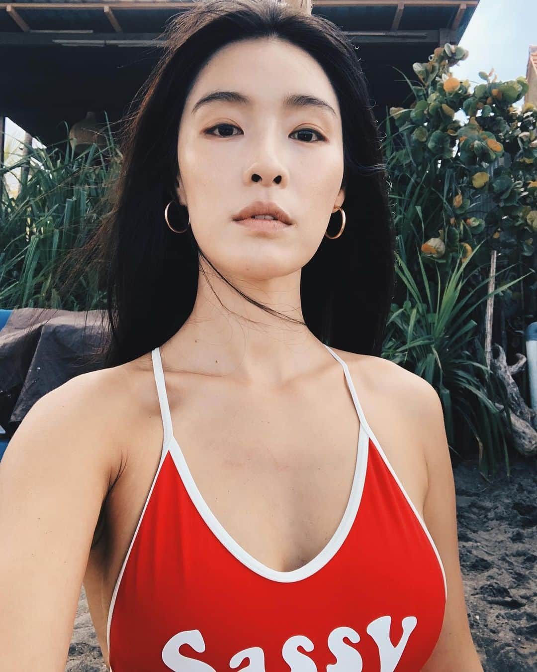 カヒ さんのインスタグラム写真 - (カヒ Instagram)「어떤날은 힙하고싶어 💋 #kahi_bali #kahi_stayhealthy #가희의헬시라이프」6月22日 11時31分 - kahi_korea