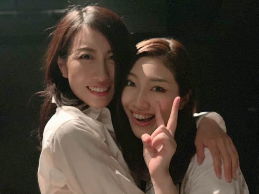 朝風れいさんのインスタグラム写真 - (朝風れいInstagram)「昨日の観劇。 ・ ・ ・ 胸に刺さり過ぎて、恥ずかしいくらい泣いたー｡ﾟ ...