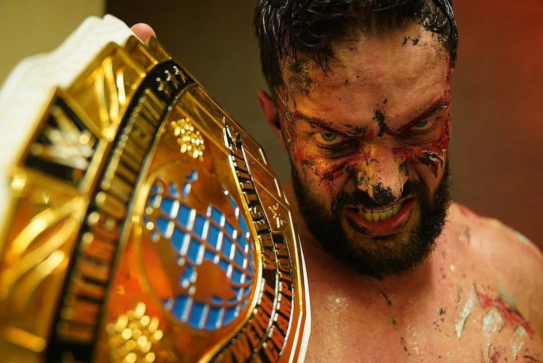 WWEさんのインスタグラム写真 - (WWEInstagram)「The Demon rises! @finnbalor defeats @andradealmas to retain his #IntercontinentalChampionship at #WWESSD!」6月8日 4時01分 - wwe